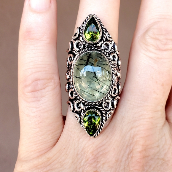 New Moss Prehnite & Peridot 925 Silver Statement Ring. - Picture 14 of 16